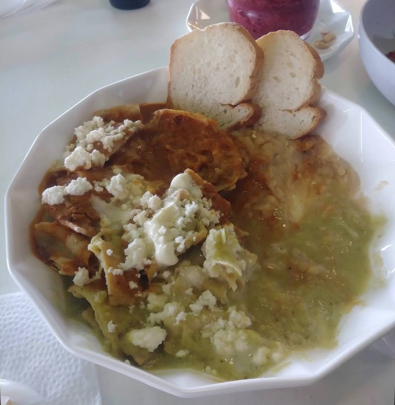 Chilaquiles Divorciados (a tu elección)