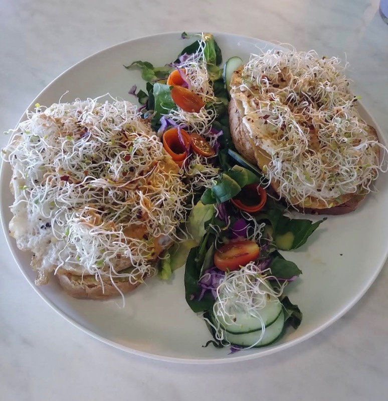 Avo Toast