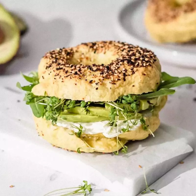 Bagel Avocado